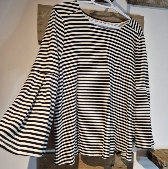 Chic Striped Long Sleeve Women's Top - Picture 7 of 7